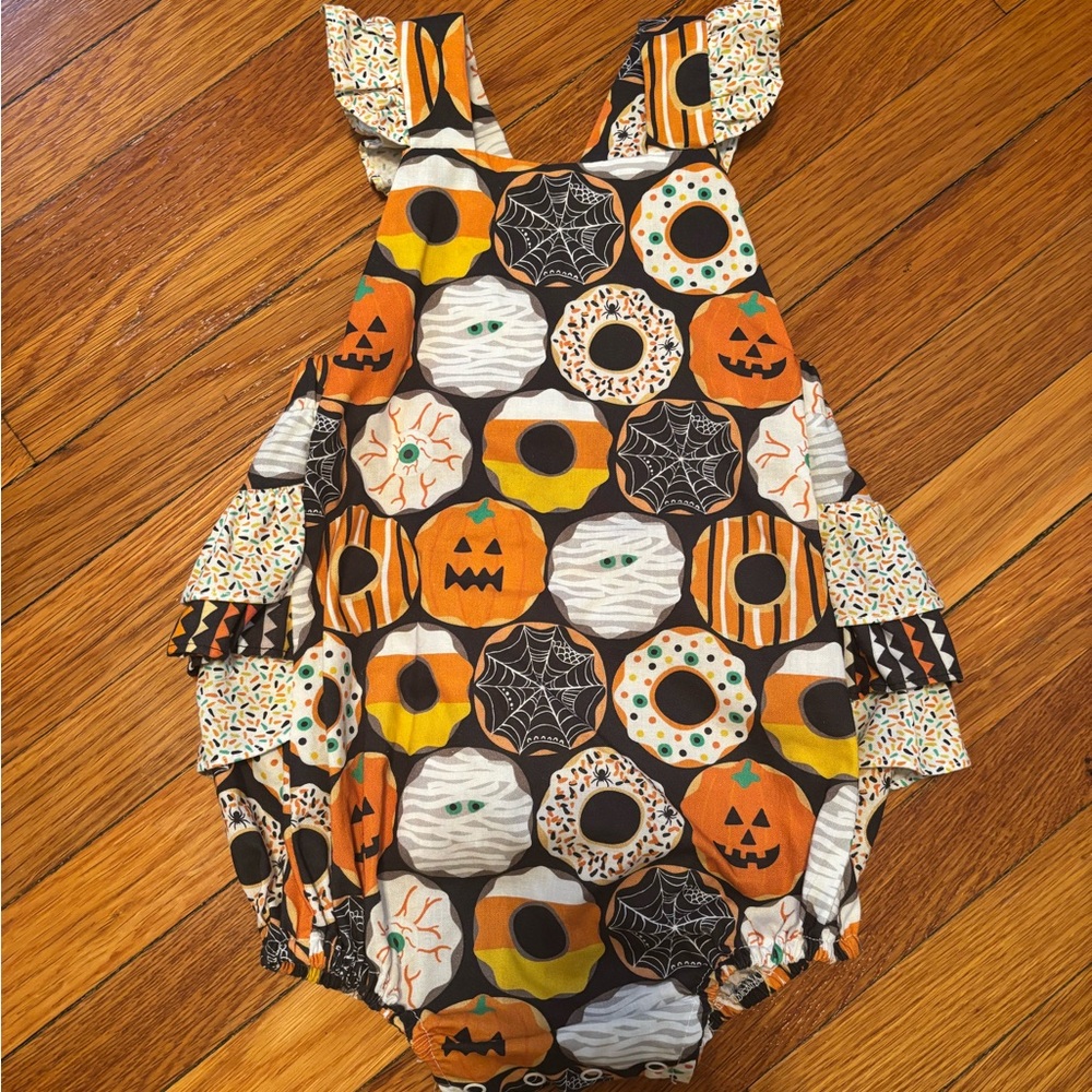 Ricrac and Ruffles Halloween Bubble